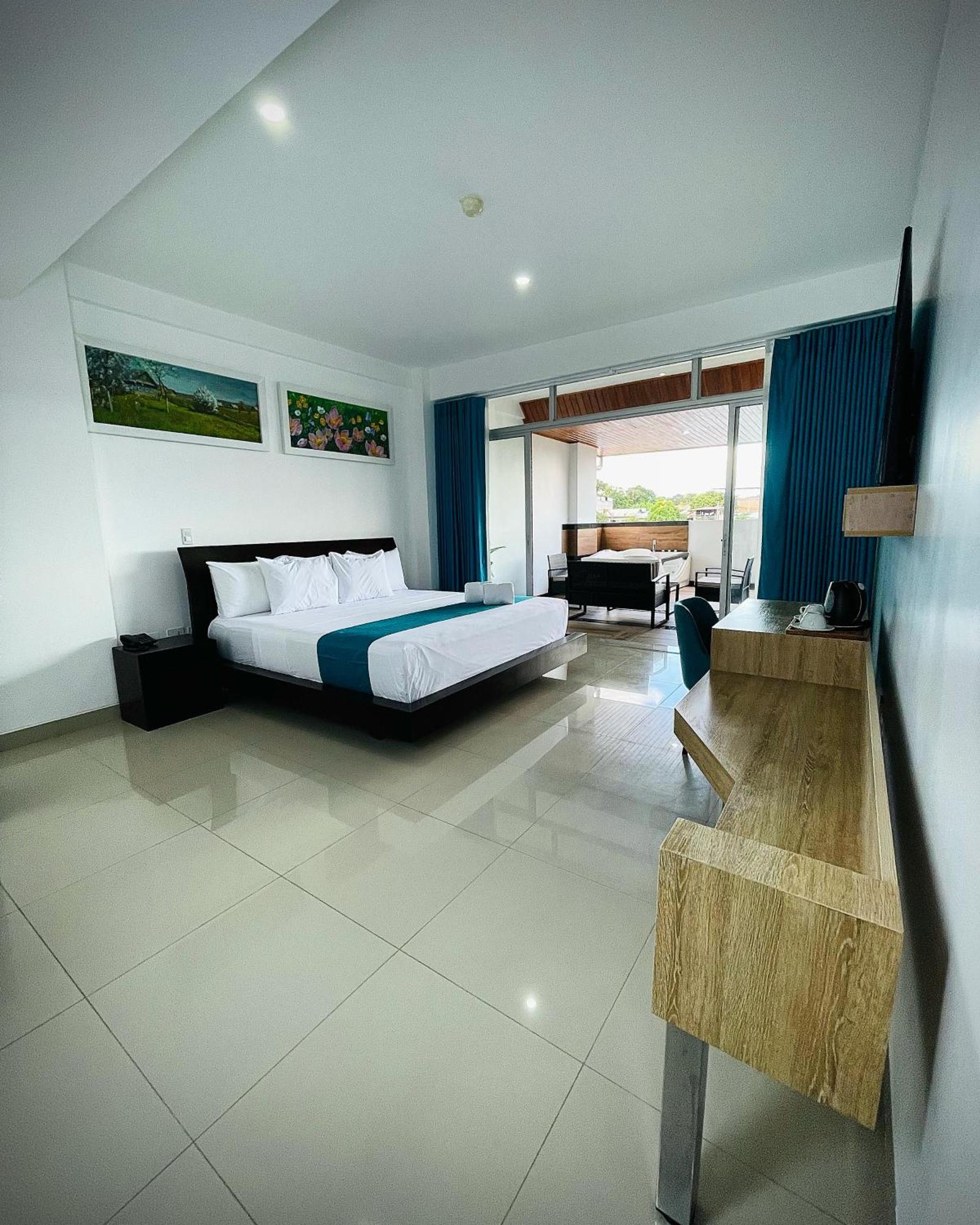 Rbb Brito Hotel Tarapoto Exterior photo